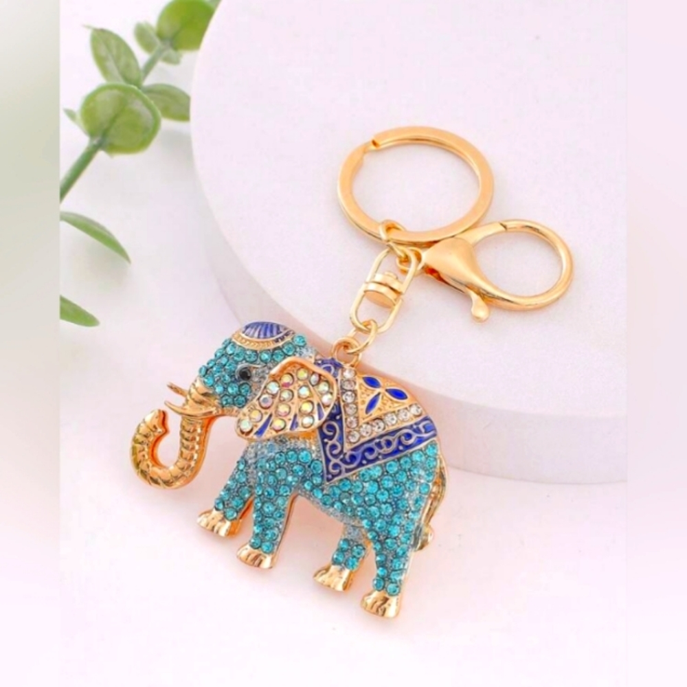 NEW Elephant Bag Char/ Keychain